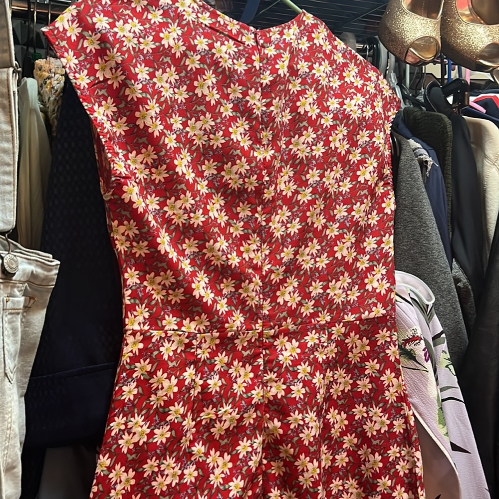 Bin 1 SHein floral dress S - Picture 4 of 5